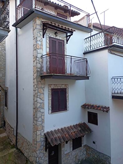 Appartamento con 7 locali in vendita in Via G Mazzini, Morino