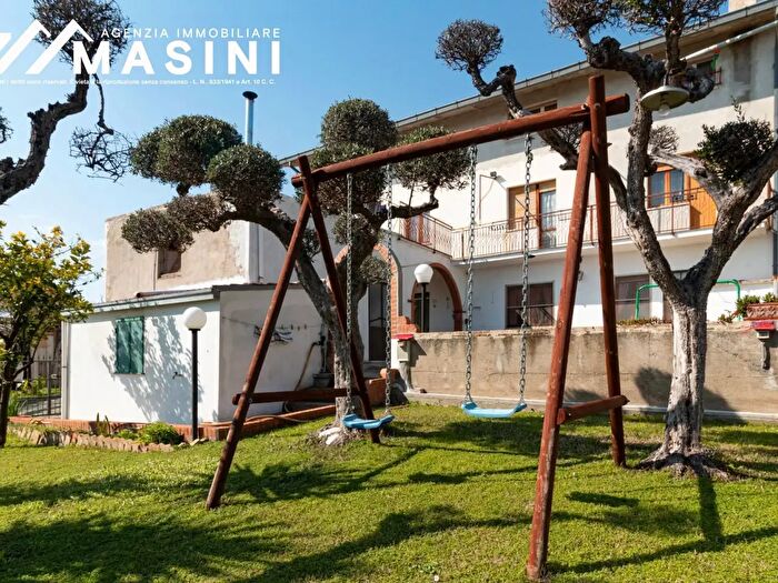 Casa con 6 locali in vendita in Sant'Amato, Lanciano