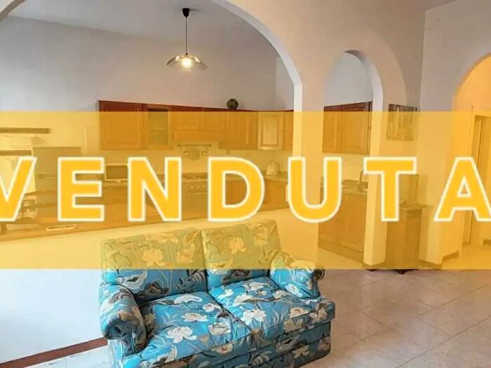 Appartamento quadrilocale in vendita in Via Roma, Asciano