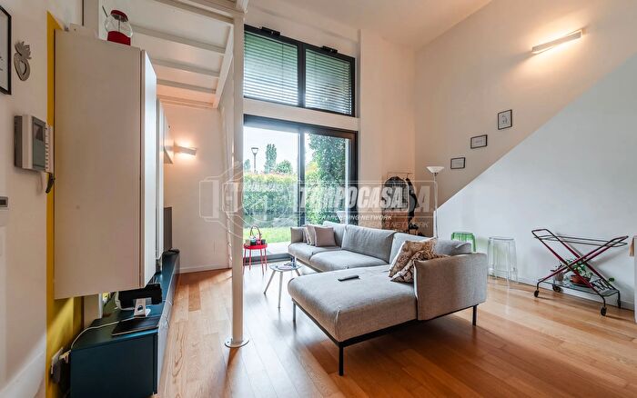 Appartamento trilocale in vendita in Via Leone Tolstoi, Milano