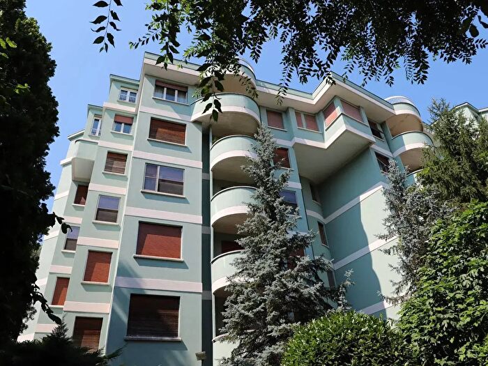 Appartamento quadrilocale in vendita in Via Bizzozzero, Parma