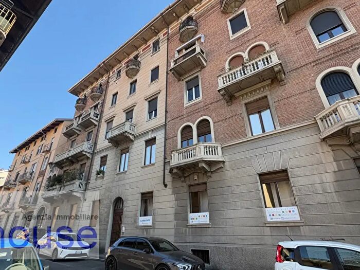 Appartamento trilocale in affitto in Via Trieste, Biella