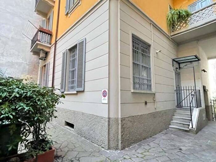 Appartamento trilocale in affitto in via TORRICELLI, Ascanio Sforza, Milano