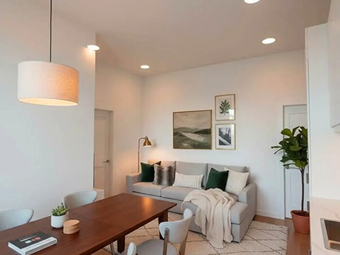 Appartamento trilocale in vendita in Scandicci