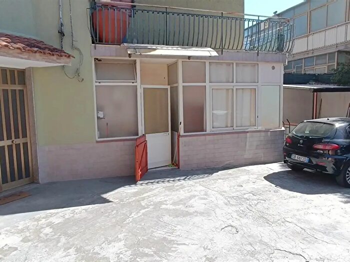 Appartamento con 5 locali in vendita in Via Galermo, Catania