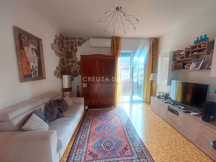 Appartamento quadrilocale in vendita in Via Privata Ratto, Rapallo