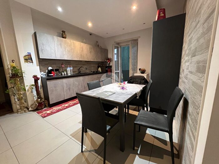 Appartamento trilocale in vendita in Via Damiano Chiesa, Torino