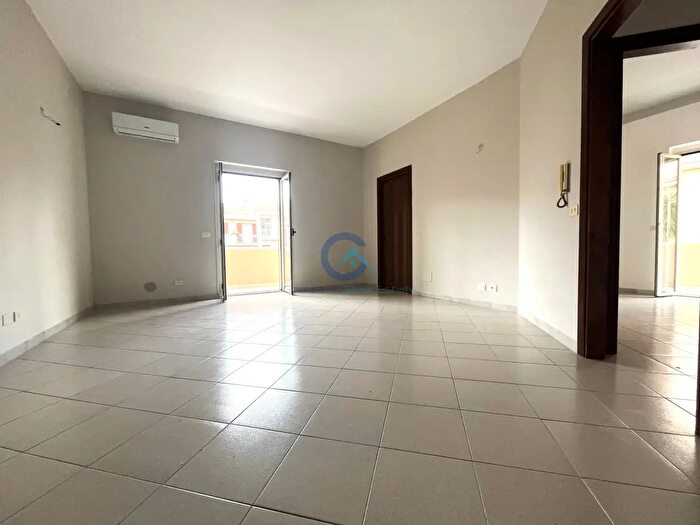 Appartamento trilocale in affitto in Via Caprera a, Catanzaro