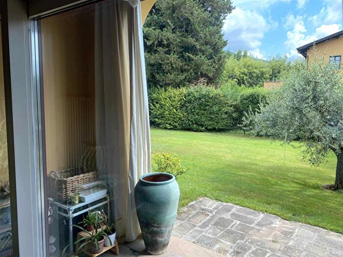 Casa con 12 locali in vendita in San Giuliano Terme