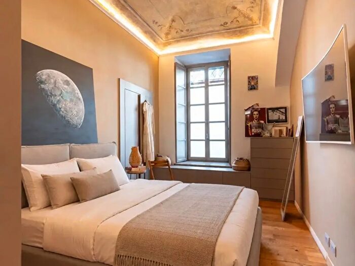 Appartamento con 5 locali in vendita in Via Giovanni Plana, Torino