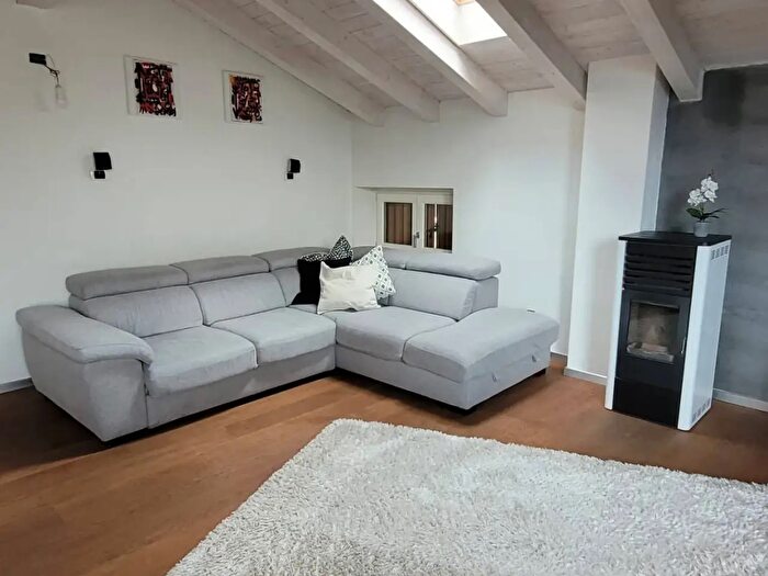 Appartamento con 7 locali in vendita in Via Zurlon, Cavedine