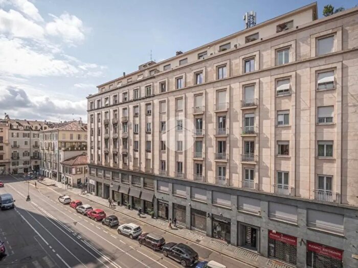 Appartamento con 5 locali in vendita in Via dell'Arsenale, Torino