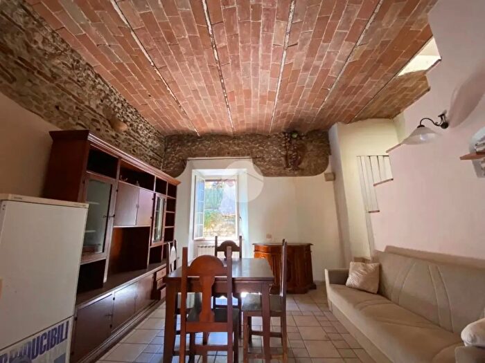 Appartamento trilocale in affitto in Via Binaghi, Palombara Sabina