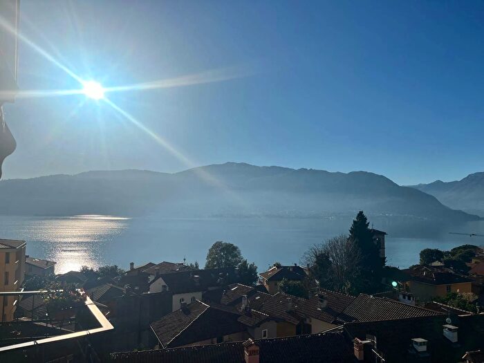 Appartamento trilocale in vendita in Verbania