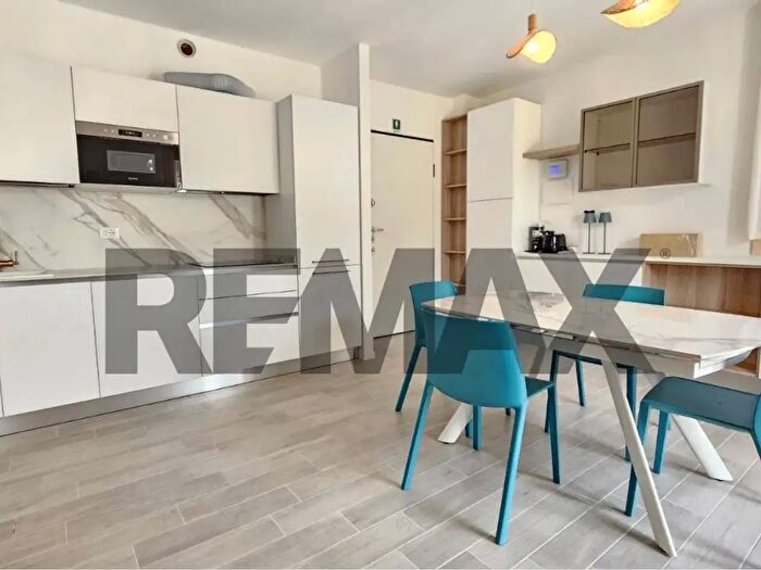Appartamento trilocale in vendita in Tito Speri, Padenghe Sul Garda