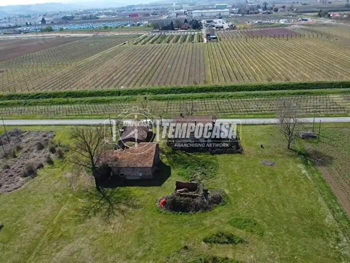 Casa con 5 locali in vendita in Via Paoline Lesina, Castel Bolognese