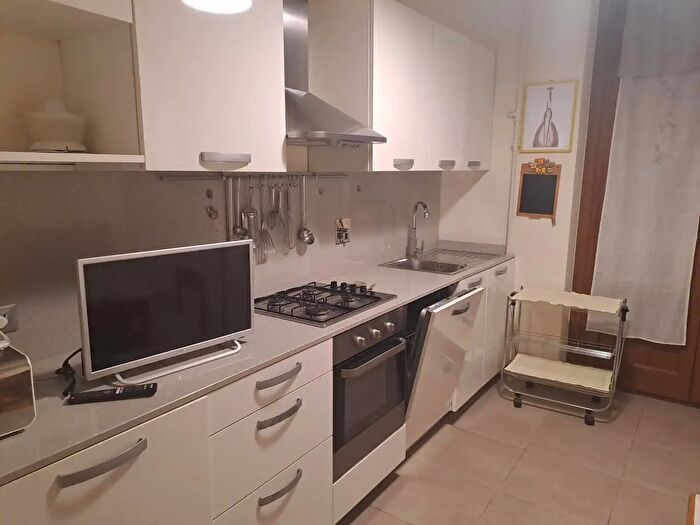 Appartamento trilocale in affitto in Via Giacinto Collegno, Torino
