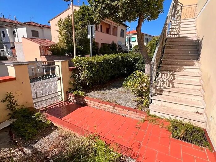 Appartamento trilocale in vendita in Sebastiano Caboto, Cecina