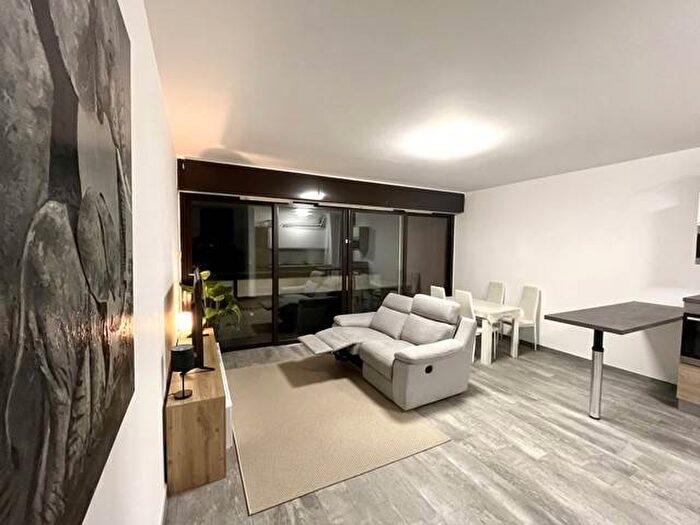 Appartamento bilocale in affitto in Via Romano Visconti, Milano, Basiglio