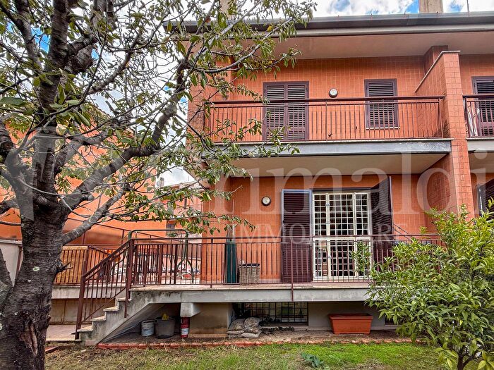 Casa quadrilocale in vendita in Via Fulda, Roma