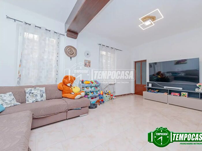 Appartamento trilocale in vendita in Via Caorsana B, Piacenza