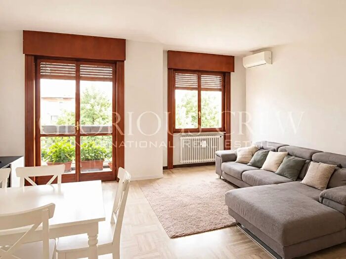 Appartamento trilocale in vendita in Via dei Frassini, Milano