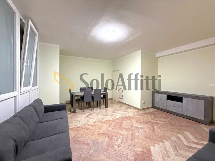 Appartamento con 8 locali in affitto in Corso Giuseppe Mazzini, Forli