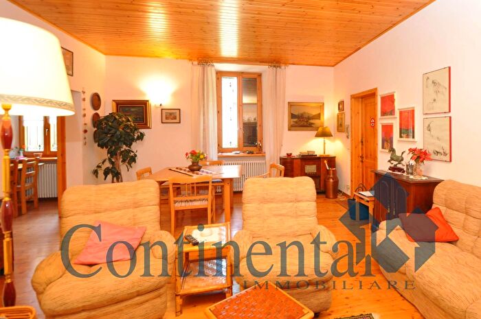 Case in Vendita e in Affitto - 3