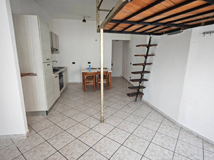 Appartamento monolocale in affitto in Via Camillo Benso di Cavour, Rovellasca