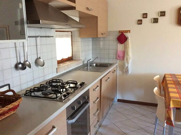 Appartamento bilocale in affitto in Via Giunio Bruto, Desenzano Del Garda