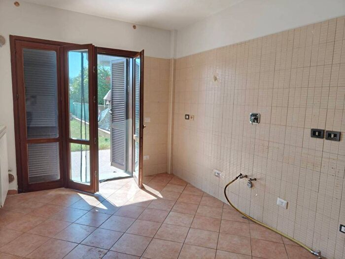 Appartamento trilocale in affitto in Via Arezzo, Fontignano, Perugia