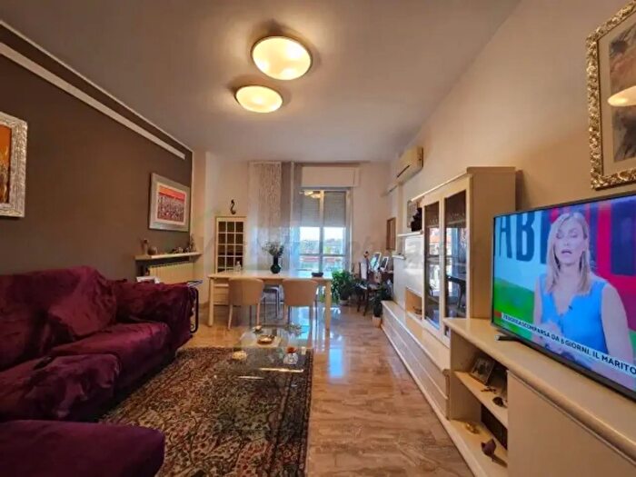 Appartamento con 5 locali in vendita in Via Pitagora, Vasto