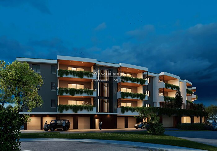 Case in Vendita e in Affitto - 3