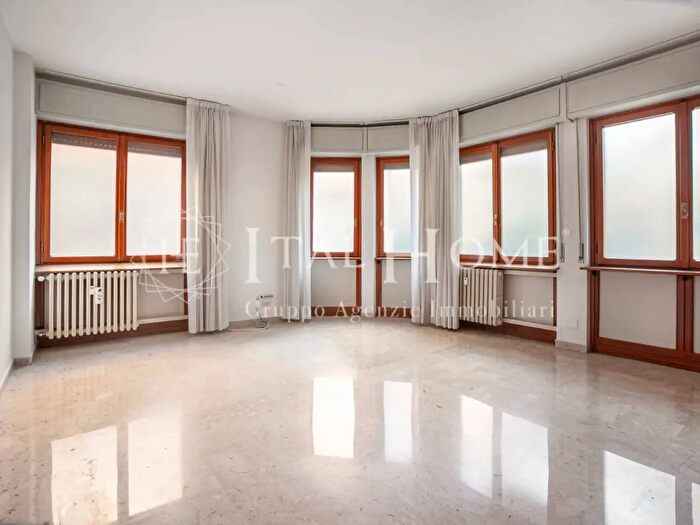 Appartamento bilocale in vendita in Via Garibaldi, Bergamo