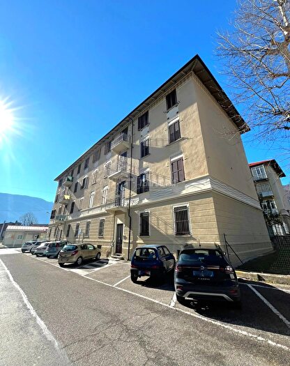 Appartamento trilocale in vendita in Via Achille Grandi, Condove