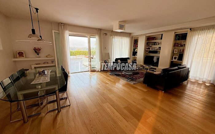 Appartamento con 5 locali in vendita in Via Giovanni Spadolini a, Milano