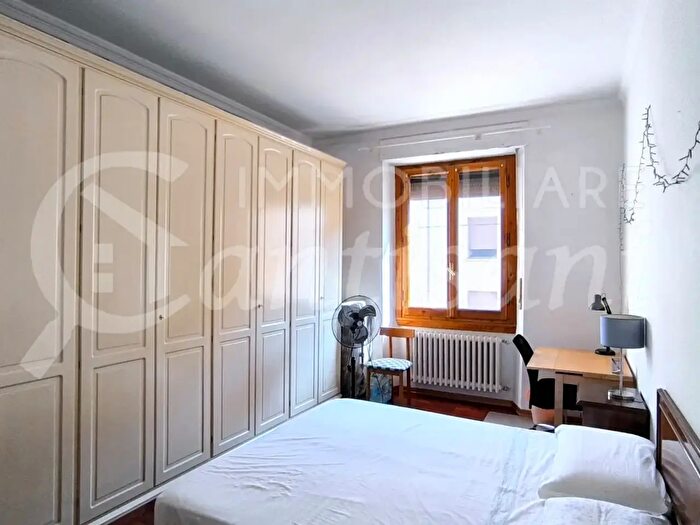 Appartamento quadrilocale in vendita in Via Alfredo Oriani, Firenze
