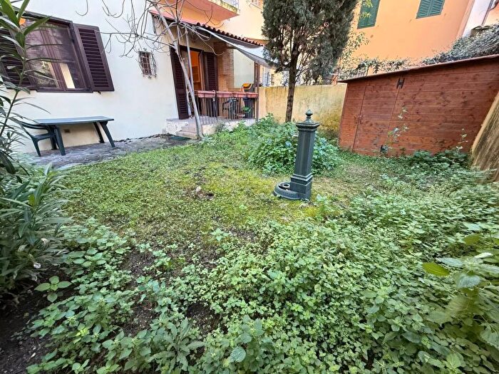 Appartamento quadrilocale in affitto in Via Antonio Scialoja No Number, Mazzini Oberdan, Firenze