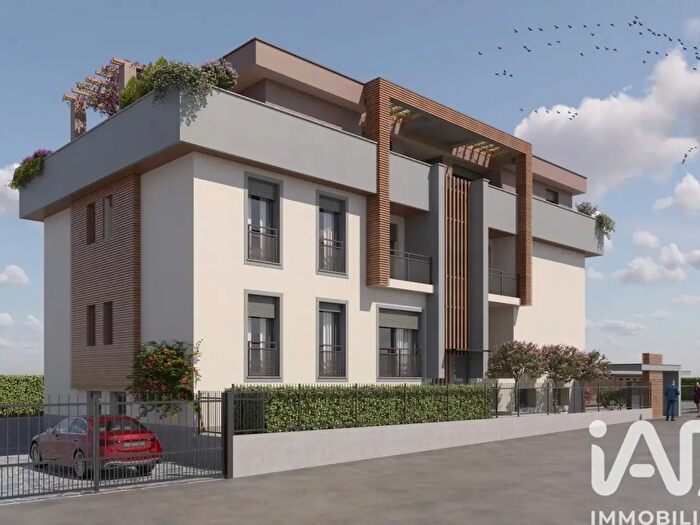 Appartamento quadrilocale in vendita in Via Leonardo da Vinci, Rovellasca