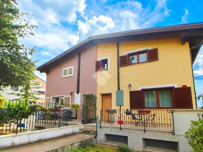 Appartamento quadrilocale in vendita in Str Casone, Pescara