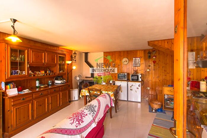 Casa quadrilocale in vendita in Va Roman Frisanco, Frisanco