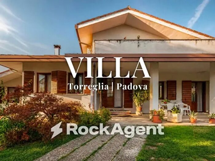 Casa con 6 locali in vendita in Via Miramonti, Torreglia