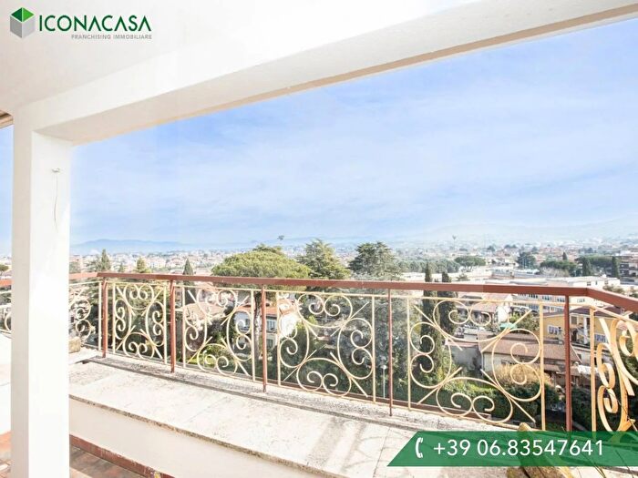 Appartamento trilocale in vendita in Via Gorizia, Ciampino