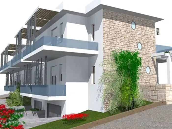 Casa trilocale in vendita in Via Canneto, San Mango Piemonte