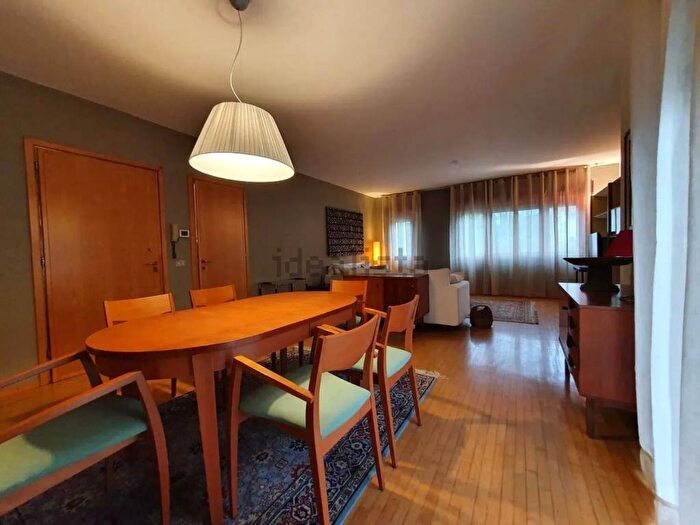 Appartamento con 5 locali in affitto in Via Cormons No Number, Volontari Planis, Udine