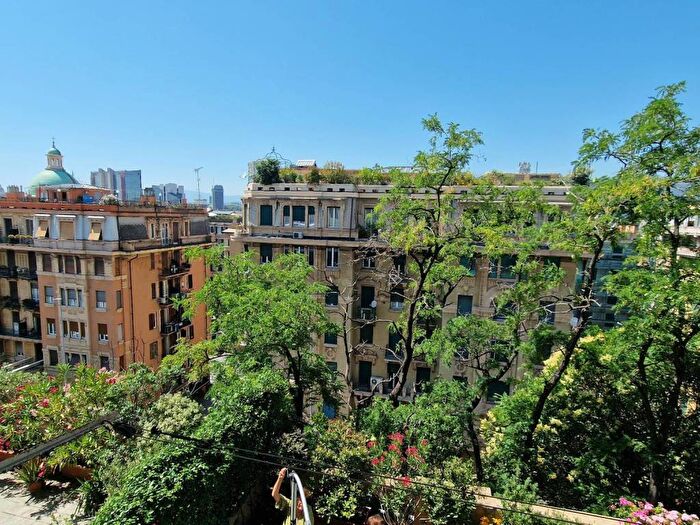 Appartamento quadrilocale in affitto in Via Francesco Dassori, Albaro, Genova