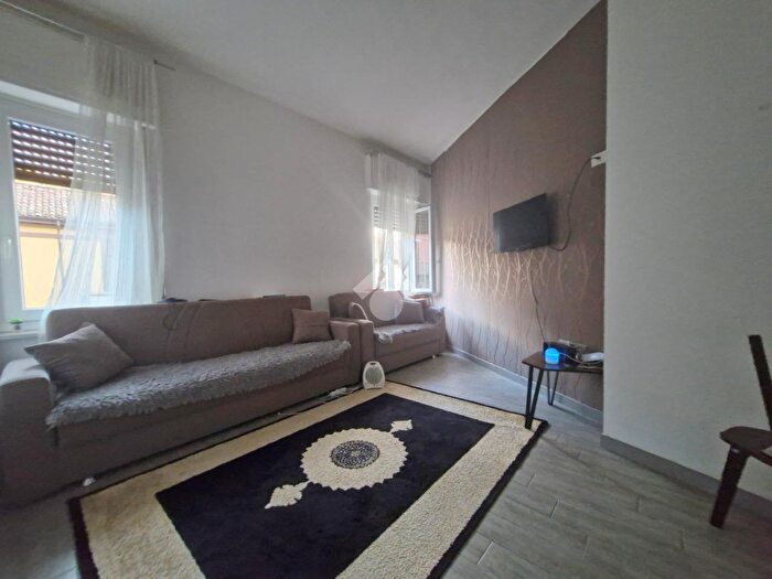 Appartamento trilocale in vendita in Viale dei Partigiani, Asti