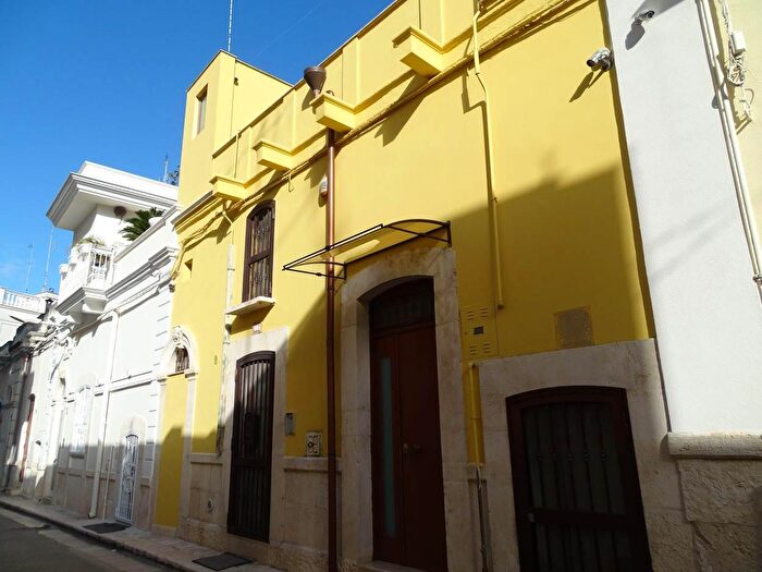 Casa con 6 locali in vendita in Via Galante, Triggiano