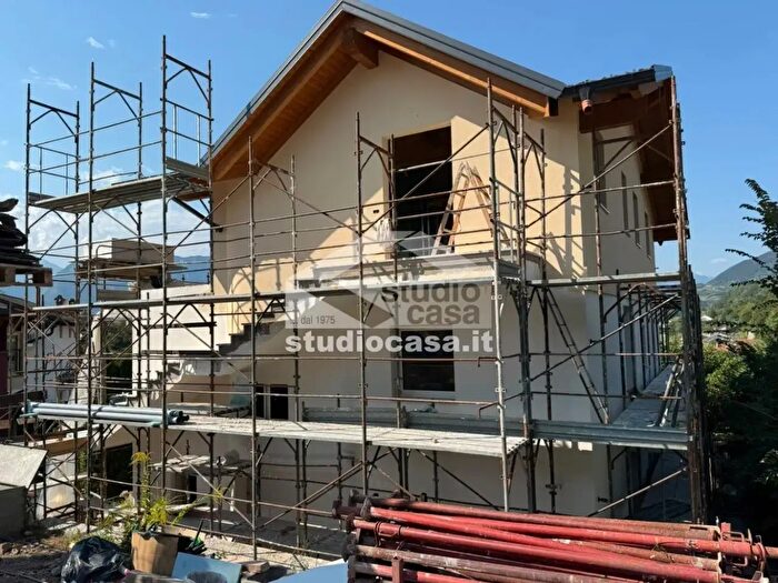 Appartamento quadrilocale in vendita in Via per Cortesano, Trento