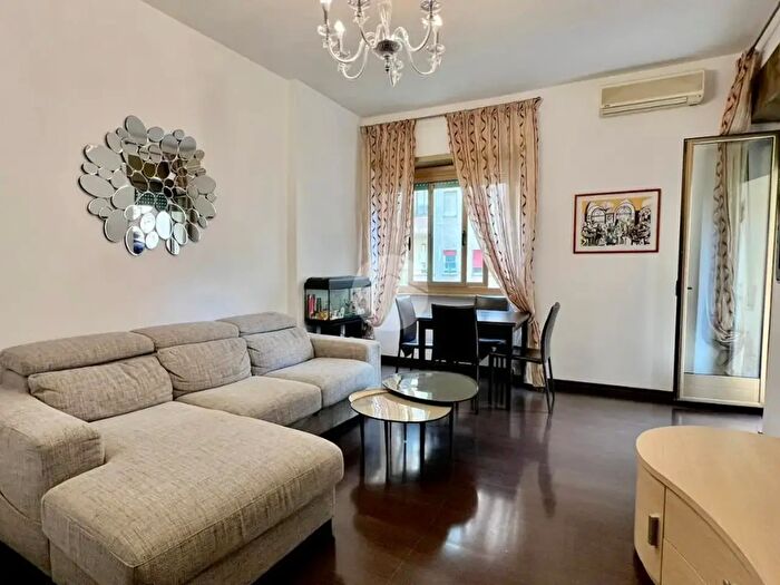 Appartamento trilocale in vendita in Via di Grotta Perfetta, Roma